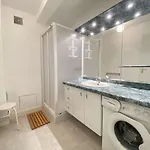 Apartment T2 6 Pers Avec Balcon, A Deux Pas De La Et Des Commerces - - Fr-1-245-136 *