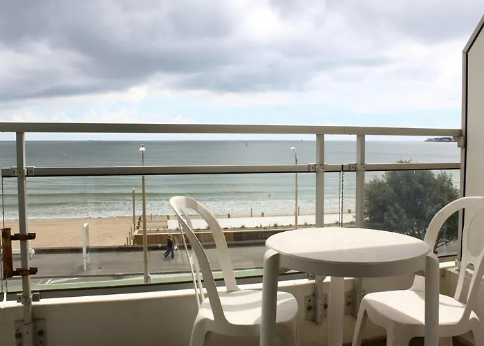 T2 6 Pers Avec Balcon, A Deux Pas De La Et Des Commerces - - Fr-1-245-136 La Baule-Escoublac